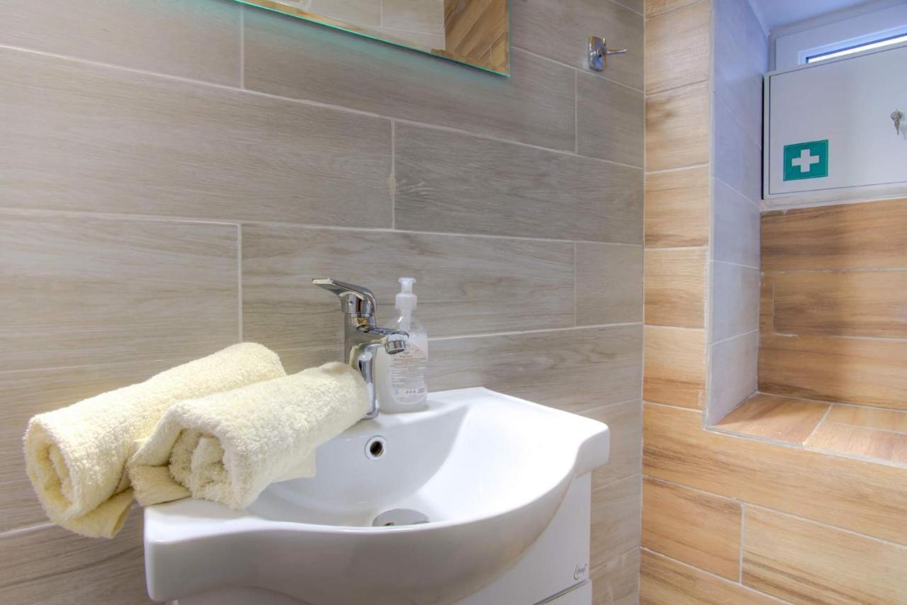 Παραδοσιακό Σπίτι Στο Χωριο Apartman Ájoi Déka Kültér fotó