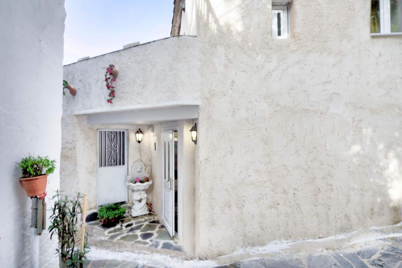 Παραδοσιακό Σπίτι Στο Χωριο Apartman Ájoi Déka Kültér fotó